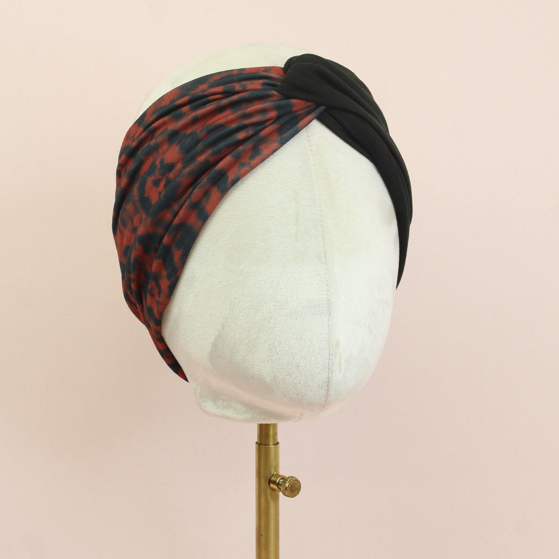 Black and Maroon Twist Headband - The Sassy Olive